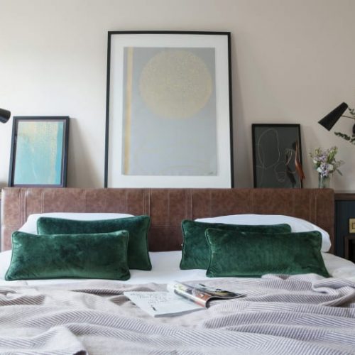 The Alex Hotel room