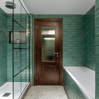 The Green Suite Bathroom