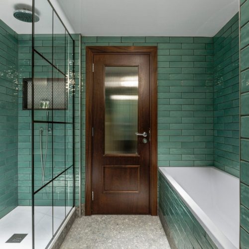 The Green Suite Bathroom